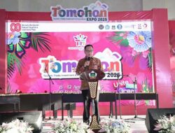 Walikota Tomohon Caroll Senduk, Secara Resmi Membuka Tomohon International Flower Festival (TIFF) 2025